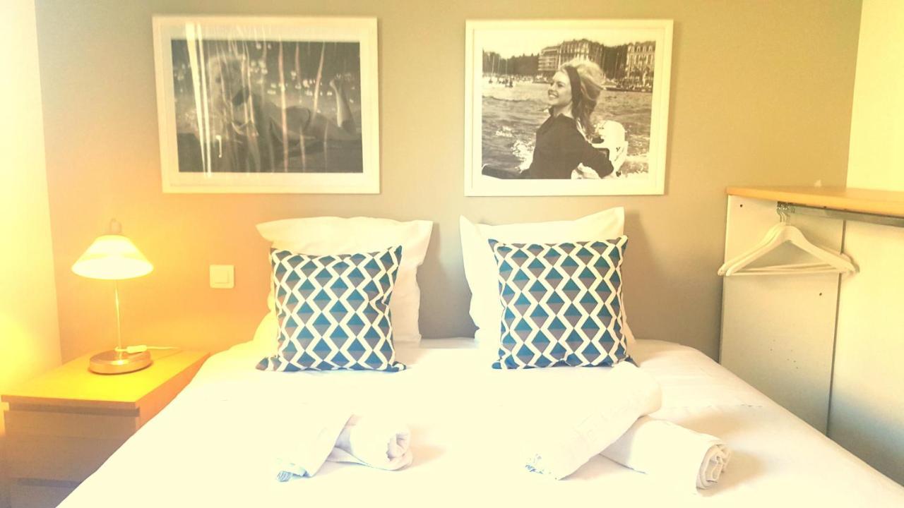 Hotel Sable Et Soleil - Port, Plage Et Jacuzzi Prive Fréjus Oda fotoğraf